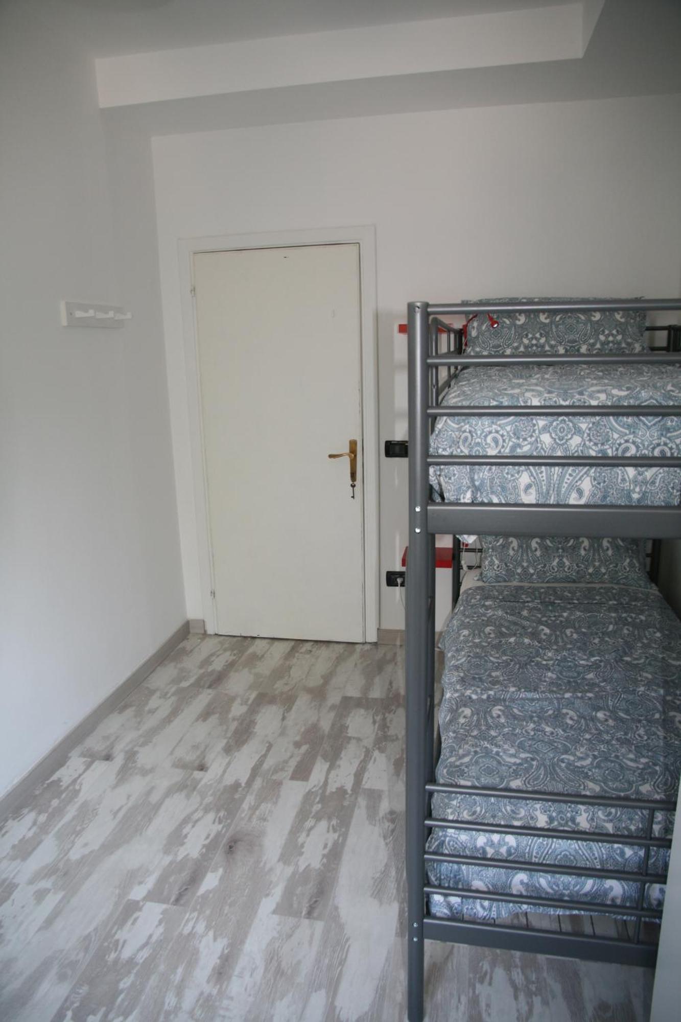 La Casa Di Nina Apartment Mestre Bagian luar foto